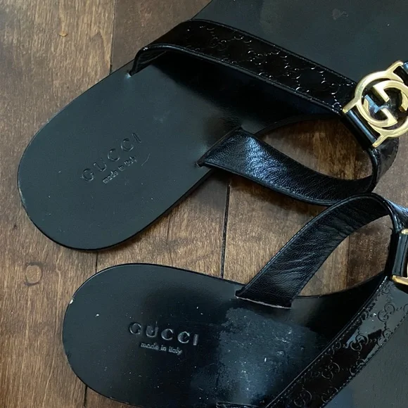 Gucci Black Flip-Flops with Gold Logo - Picture 7 of 7